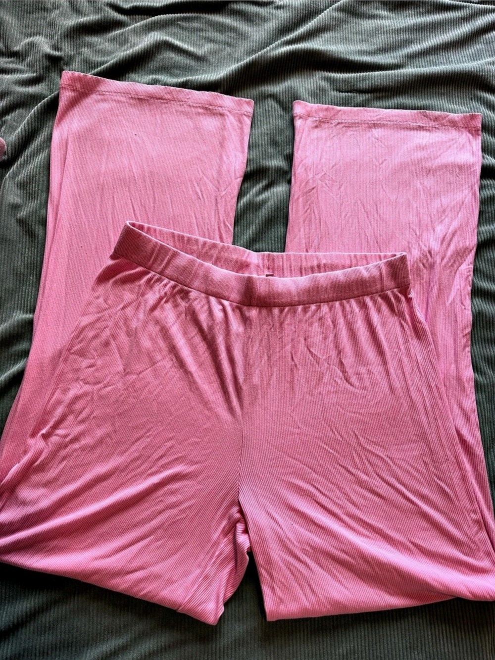 SKIMS bubblegum Pink wide leg lounge pants Size Medium